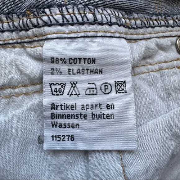 Chic Denim Mini Skirt with Pockets - Picture 11 of 12